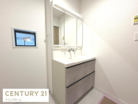 ���ʑ�E���ʏ� ���ʎ��͂�Ƃ肠��L���Ŗ����̏��������K�ł��B���ʑ���[�ɂ́A������p�i��X�L���P�A�p�i�Ȃǂ���������[�ł���悤�X�y�[�X���[�����Ă��܂��I