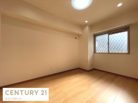 �m�� �V���v���ȗm���͖�4.6���B�N���[�[�b�g�����ł��I