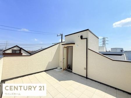 �o���R�j�[ �J�����I����ɍL����󃊃r���O��10���̂�Ƃ肠��L���B�z������ǍD�ł��B