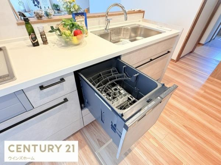 �L�b�`�� �r���g�C���H��@�t���̃V�X�e���L�b�`���ŉƎ��̕��S���y���A�Z�����p�p�}�}���T�|�[�g���܂��I