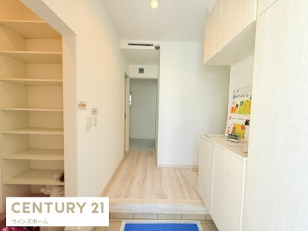 ���� �L�x�Ȏ��[�͂̃V���[�Y�C���N���[�[�b�g�Ō��ւ��X�b�L���ƌ����邱�Ƃ��ł��܂��I
