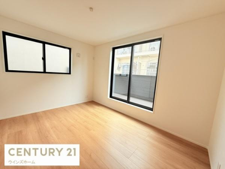 �m�� �o���R�j�[�ɖʂ������邢�m����6.13���B�x�b�h��u���Ă���Ƃ肠��L���ŐQ���ɂ҂�����ł��I�N���[�[�b�g�t���ł��������X�b�L���Еt���܂��B