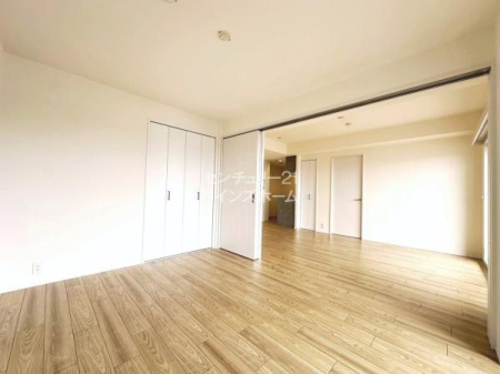 �m�� ���r���O�ɂ͗m�����אځB���q�l�������������͕������L���āA�傫�ȗV����u����̂ł̂т̂тƗV�΂��Ă������܂��I����������Ԏd�؂�����ċ����ɂ���ȂǁA���Ƒ��̕ω��ɍ��킹�ĊԎ��̕ύX���\�ł��I