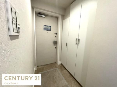 ���� ���ւ́A��e�ʂ̎��[�X�y�[�X�������ς��A�C�⏬�����������萮���ł���@�\�I�ȋ�Ԃł��B
