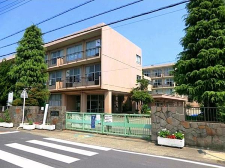 ���ӊ� �y���w�Z�z�����s���ԌI�쏬�w�Z�F600�u