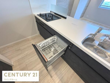�L�b�`�� �r���g�C���H��@�t���̃V�X�e���L�b�`���ŉƎ��̕��S���y���A�Z�����p�p�}�}���T�|�[�g���܂��I