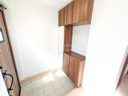 ���� �Ƃ̑���ۂ����߂�G���g�����X�͂����L���C�ɂ��Ă����������́B�����Ō��ւɂ͎��[�͂̍����V���[�Y�{�b�N�X�������I�p���t���ł��o�����O�̍ŏI�`�F�b�N���΂�����ł��I