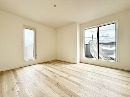 �m�� �o���R�j�[2�����ɖʂ������邢�m����8���B�x�b�h��u���Ă���Ƃ肠��L���ŐQ���ɂ҂�����ł��I