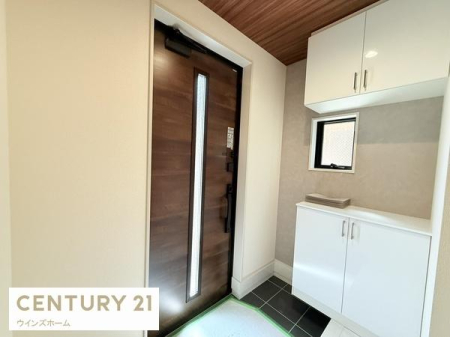 ���� ���邭�������̂��錺�ւ́A��e�ʂ̎��[�X�y�[�X�������ς��A�C�⏬�����������萮���ł���@�\�I�ȋ�Ԃł��B