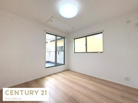 �m�� �o���R�j�[�ɖʂ�����6.12���m���B��������ǍD�ȊJ���I�ȕ��͋C�I���������[�AWIC�����ł������L�X�I