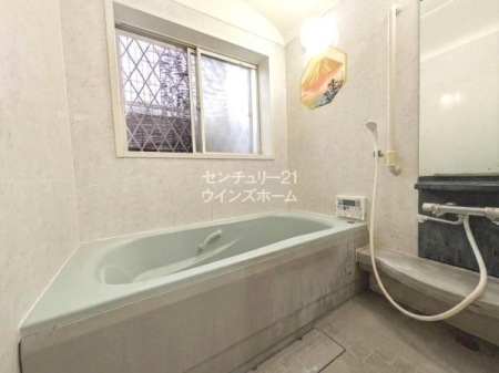 ���� �o�X���[���͐g�̂�􂤂��߂����̏ꏊ�ł͂Ȃ�����̔���������났�̏ꏊ�ɂ��Ȃ�܂��B��؃^�C�v�̗����ŉ��K�ȃo�X�^�C�����y����ł��������I��CG���H�Ő��ʗp��������Ă��܂�