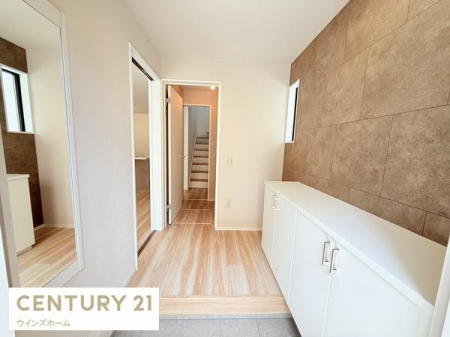 ���� ���邭�������̂��錺�ւ́A��e�ʂ̎��[�X�y�[�X�������ς��A�C�⏬�����������萮���ł���@�\�I�ȋ�Ԃł��B