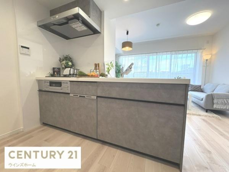 �L�b�`�� �X�^�C���b�V���ȃV�X�e���L�b�`���́A���[�͂Ƌ@�\�������˔����A�������y�����Ȃ��ԁB