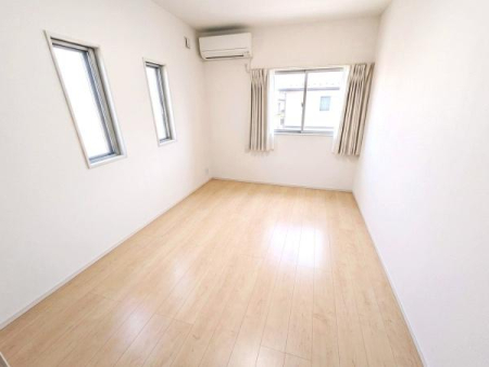�m�� �e�������Ɏ��[���������Ă���̂ŋ��Z�X�y�[�X���ő���m�ۂł��܂��I�������Ƃ��낰����K�ȃv���C�x�[�g��Ԃł��B��CG���H�ŉƍ�����������Ă��܂�