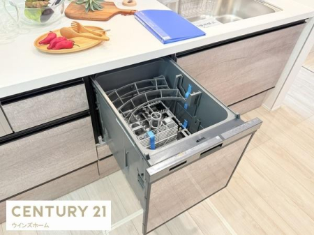�L�b�`�� �r���g�C���H��@�t���̃V�X�e���L�b�`���ŉƎ��̕��S���y���A�Z�����p�p�}�}���T�|�[�g���܂��I