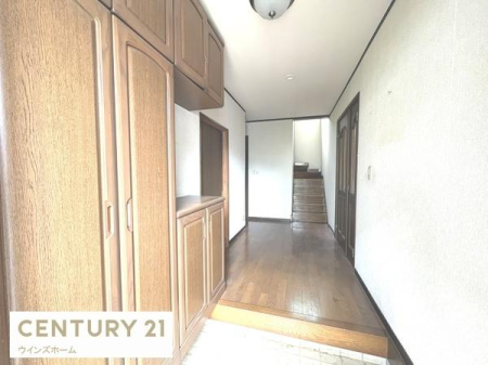 ���� ���ւ́A��e�ʂ̎��[�X�y�[�X�������ς��A�C�⏬�����������萮���ł���@�\�I�ȋ�Ԃł��B