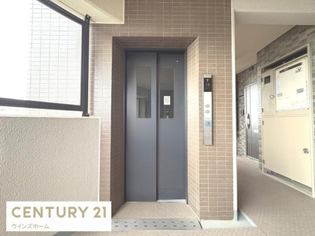 ���̑����p�� �G���x�[�^�[�t���ŏ�艺������N���N�I