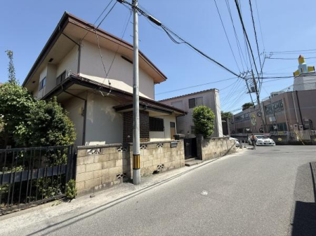 �O�ʓ��H�܂ތ��n�ʐ^ �Ԓʂ�̏��Ȃ��ՐÂȏZ��n�B�O�ʓ��H����4.24��
