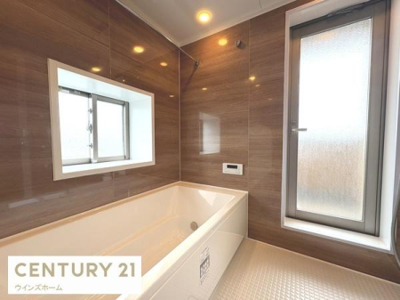 ���� ���{�o���R�j�[�֏o���肪�ł���h�A������A���邭���ʂ��̗ǂ������C�̓J�r�΍���΂�����I�S�Ɛg�̂����t���b�V������������̋�Ԃł��I���������g�[�@�t���I
