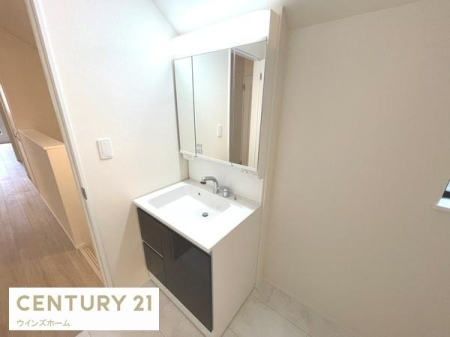 ���ʑ�E���ʏ� ���ʎ��͂�Ƃ肠��L���Ŗ����̏��������K�ł��B���ʑ���[�ɂ́A������p�i��X�L���P�A�p�i�Ȃǂ���������[�ł���悤�X�y�[�X���[�����Ă��܂��I
