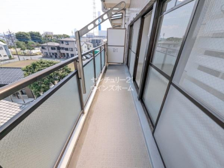�o���R�j�[ �ŏ�K�̂������Ȃ̂Ńo���R�j�[����̌����炵���ǂ����]�ǍD�I�������̒����ʍs�l�Ȃǂ̖ڂɐG��ɂ����A�v���C�o�V�[�������̂Ŗh�Ɩʂł����S���������̂��������ł��ˁI