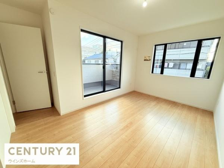 �m�� ��7���̗m���̓x�b�h�������Ă��]�T�̂���L���ł��B3.7���̃h���X���[�������������[�ɍ���܂���I�o���R�j�[�ɖʂ��A�z������ǍD�ł��I