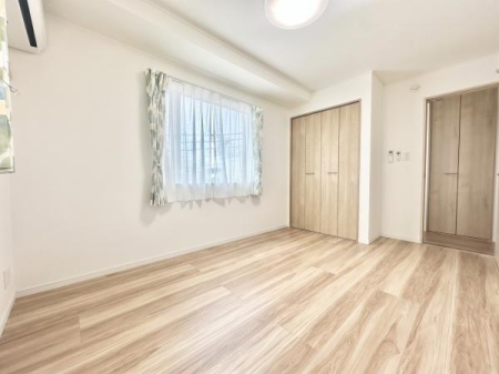 �m�� �V���v���ȗm���I�N���[�[�b�g�����ł������̐������ڂ����₷���ł��I�i�摜��AI�ɂ�蕨�������Ă��܂��B�j