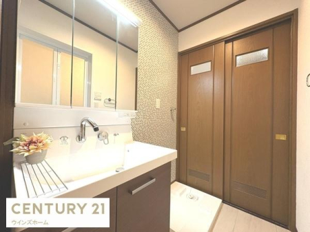 ���ʑ�E���ʏ� �L�X�Ƃ������������ӂ����ʎ��I���t���̐��ʉ��ϑ�Ŏ��[�͂����ɍ����A�����̎x�x�����K�ɂȂ�܂��B
