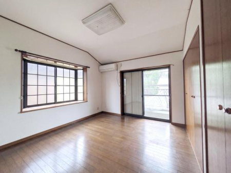 �m�� �_�C�j���O�ɂ͗m���͗אڂ��Ă��܂��I�����˂��J������΃_�C�j���O�ƕ����čL�X�Ƃ�����Ԃɑ��ς��ł��I��CG�ŉƍ�������������H�����Ă��܂�