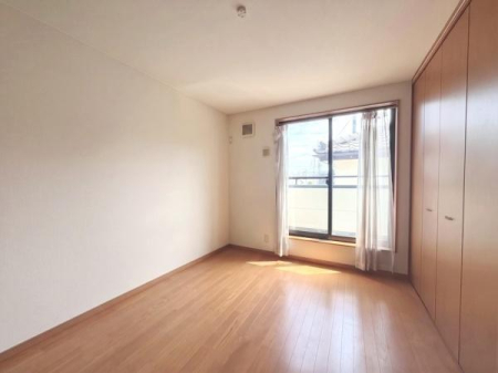 �m�� �e�������Ɏ��[�����������̂ŋ��Z�X�y�[�X���ő���m�ۂł��܂��I�������Ƃ��낰����K�ȃv���C�x�[�g��Ԃł��B��GC���H�ŉƍ�����������Ă��܂�