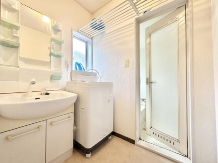 ���ʑ�E���ʏ� ���ʎ��͂�Ƃ肠��L���Ŗ����̏��������K�ł��B���ʑ���[�ɂ́A������p�i��X�L���P�A�p�i�Ȃǂ���������[�ł���悤�X�y�[�X���[�����Ă��܂��I�������芷�C���\���ɍs���܂��I