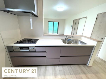 �L�b�`�� ���r���O�E�_�C�j���O�����n����ΖʃL�b�`���B�����������Ȃ��炲�Ƒ��Ƃ̉�b���e�݁A���R�ƃR�~���j�P�[�V���������܂��݌v�ł��B