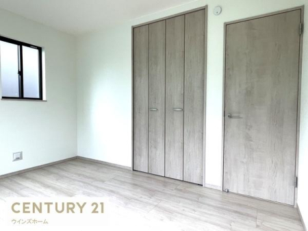 �m�� 6���̗m���̓o���R�j�[�ɖʂ����邭�J���I�B�N���[�[�b�g������A����������������ƕۂĂ���K�ȃv���C�x�[�g��Ԃł��B