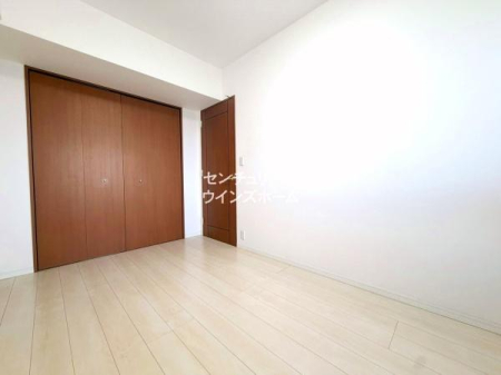 �m�� �e�������Ɏ��[���������Ă���̂ŋ��Z�X�y�[�X���ő���m�ۂł��܂��I�������Ƃ��낰����K�ȃv���C�x�[�g��Ԃł��B