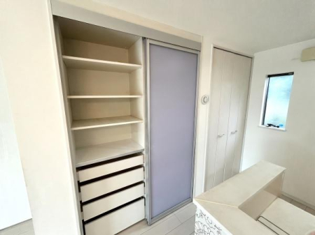 �L�b�`�� �L�b�`�����ɂ͖L�x�Ȏ��[�͂��ւ�p���g���[���������܂��I