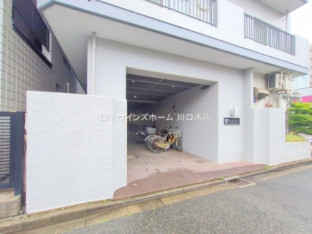 �G���g�����X -