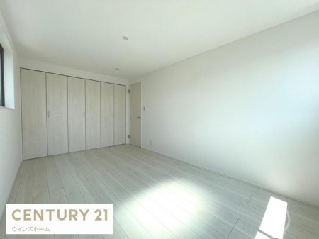 �m�� 7.5���̗m���̓x�b�h�������Ă��]�T�̂���L���ł��B�N���[�[�b�g�����I2�ʍ̌��̂������ł��I