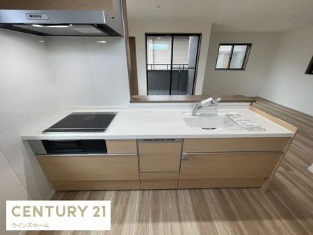 �L�b�`�� ���r���O�E�_�C�j���O�����n����ΖʃL�b�`���B�����������Ȃ��炲�Ƒ��Ƃ̉�b���e�݁A���R�ƃR�~���j�P�[�V���������܂��݌v�ł��B
