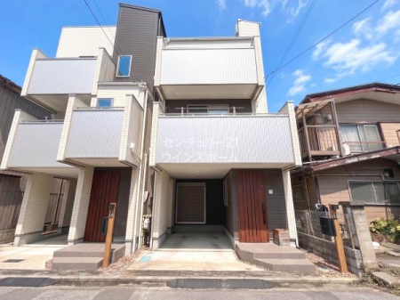 ���n�O�ώʐ^ �ߘa2�N10���z�̒z�󕨌��I�΍Ђɋ����w�ȗߏ��ω΍\���x��3�K���ďZ��ł��IJR���l���k���u������v�w�~�u�n�v�w��2�w���p�\�ŁA��^���Ǝ{�݃C�I�����[�����߂��Z�݂悢�Z���ƂȂ��Ă��܂��B