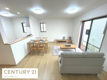 ���r���O �L�X17����LDK�I���H�������_�C�j���O�X�y�[�X�A���낰�郊�r���O�X�y�[�X�̗�������������m�ہI�iC�����ʐ^�j