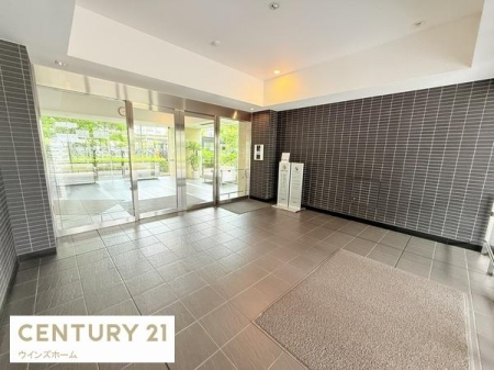�G���g�����X �I�[�g���b�N�E��z�{�b�N�X�E�G���x�[�^�[����A���S�ŕ֗��ȕ�炵���������܂��I