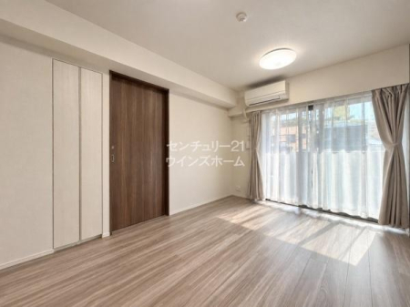 ���r���O �L�������Ȃ����邱�Ƃŗ]�������炵�A���̕����r���O�Ȃǂ̋��Z�X�y�[�X���L���m�ۂ��Ă��܂��I�L�b�`���E���ʏ��E�������ߐڂ������Ǝ������̗ǂ��Ԏ���3LDK�v�����ł��IAI���H�ŉƍ�����������Ă��܂�