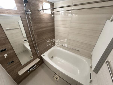 ���� �����C�͈���̔���������났�̏ꏊ�ł��B�ǂ������@�\���ڂōŌ�ɓ�����ɂ����K�ȃo�X�^�C�������񋟂��܂��I����ɒg�[�����@�t���ŉJ�̓��͈ߗފ������Ƃ��Ă��劈��IAI���H�Ő��ʗp��������Ă��܂�