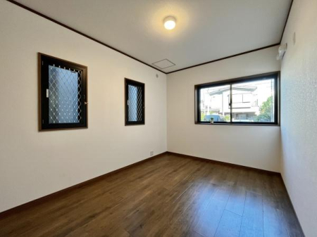 �m�� -