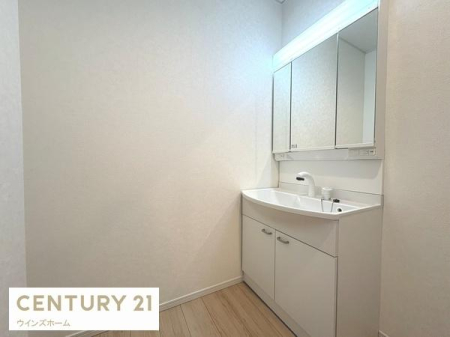 ���ʑ�E���ʏ� ���ʎ��͂�Ƃ肠��L���Ŗ����̏��������K�ł��B���ʑ���[�ɂ́A������p�i��X�L���P�A�p�i�Ȃǂ���������[�ł���悤�X�y�[�X���[�����Ă��܂��I