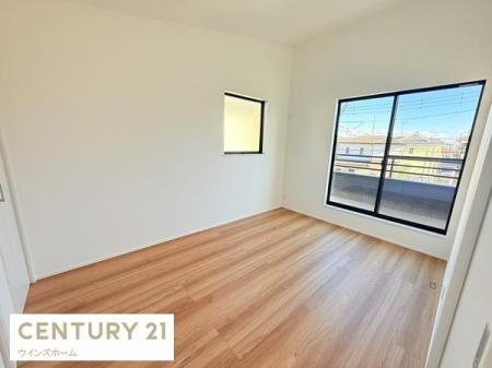 �m�� �o���R�j�[�ɖʂ����m����6.4���ł�Ƃ肪����܂��B��������ǍD�I���[��2�J�����������X�b�L���Ƃ�����ԁI