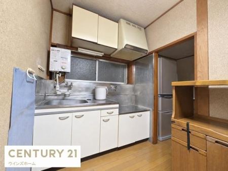 �L�b�`�� �������ɏW���ł���L�b�`���I�������芷�C���ł��܂��I�����n�ʐ^����ɍ쐬�����`�h�摜�ł��B
