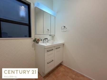 ���ʑ�E���ʏ� ��^���ʎ��͂�Ƃ肠��L���Ŗ����̏��������K�ł��B�g������Ɣ����������˔��������ʎ��ł��B���l���ނ������Ղ���[�ł���X�y�[�X���������Ă���܂��B