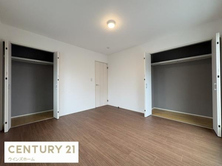 �m�� �o���R�j�[�ɖʂ����m����8���ł�Ƃ肪����܂��B��������ǍD�I���[��2�J�����������X�b�L���Ƃ�����ԁI