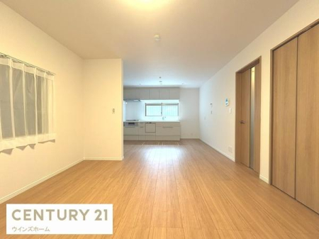 ���r���O �L�X15.2����LDK�I���H�������_�C�j���O�X�y�[�X�A���낰�郊�r���O�X�y�[�X�̗�������������m�ہI